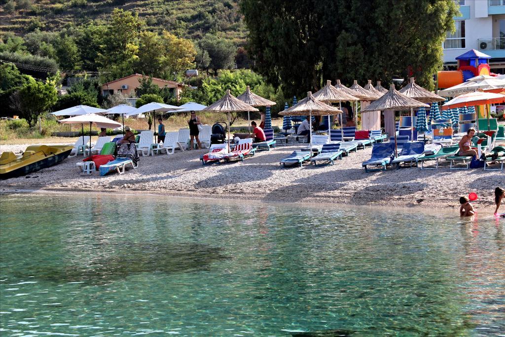 Hotel Garden Vlorë Buitenkant foto