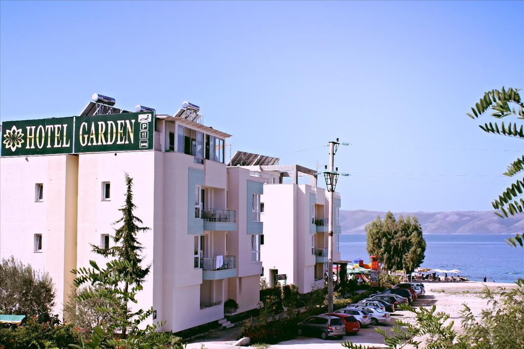 Hotel Garden Radhimë Buitenkant foto